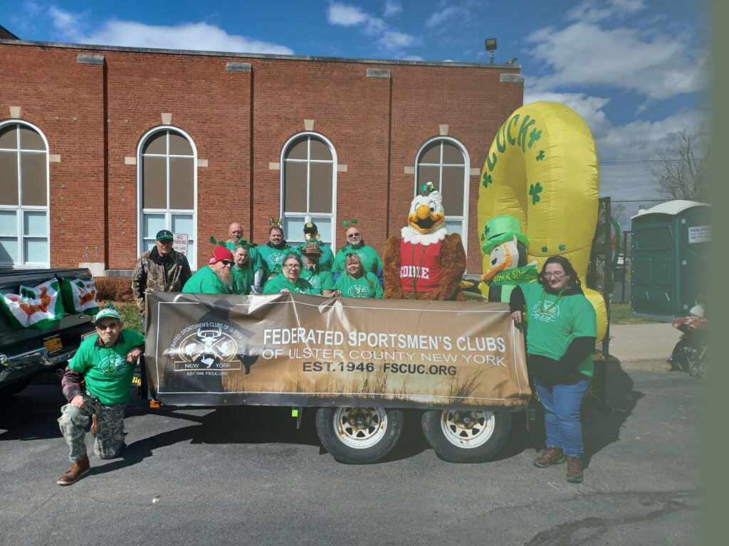 Federation members and outdoor community activity